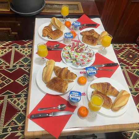 Hotel Le Bon Moine Реймс Екстер'єр фото