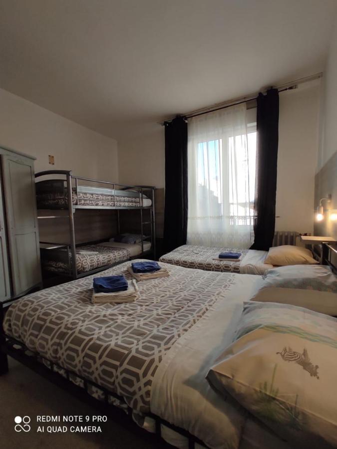 Hotel Le Bon Moine Реймс Екстер'єр фото